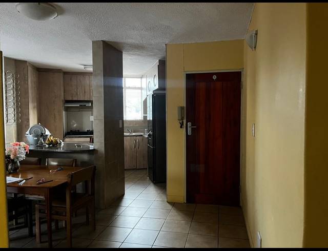3 BEDROOM APARTMENT FOR SALE IN SILVERTON